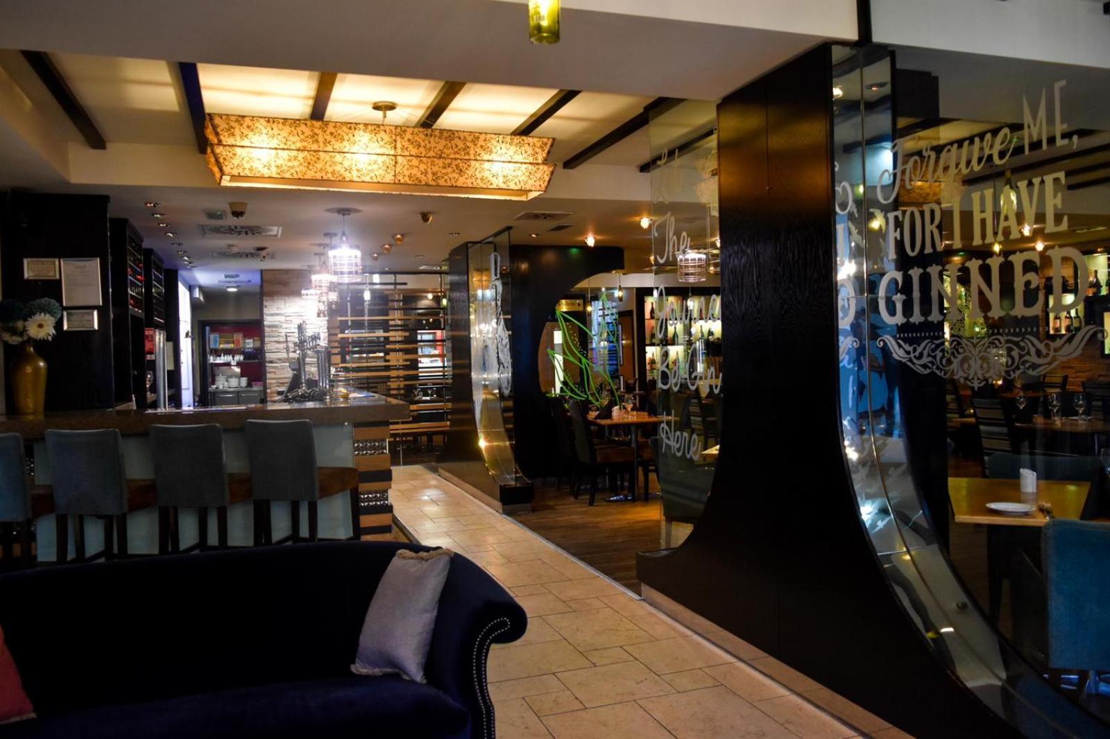 The Bluebell Hotel Neath Luaran gambar