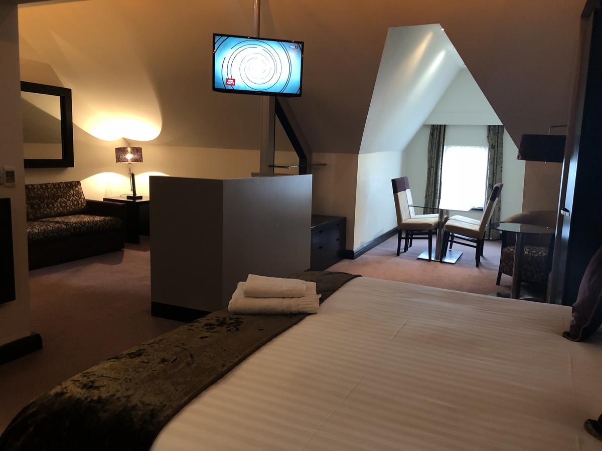 The Bluebell Hotel Neath Luaran gambar