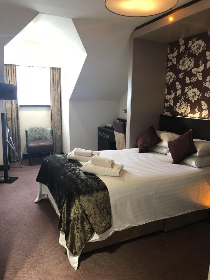 The Bluebell Hotel Neath Luaran gambar